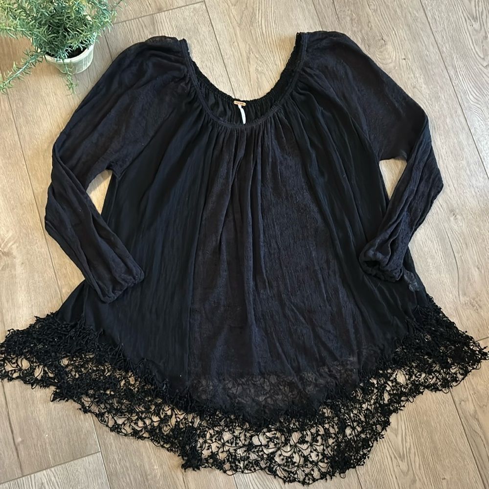 FREE PEOPLE SHEER LONG SLEEVE BLACK TUNIC DRESS COVERUP SIZE SMALL WITH LACE